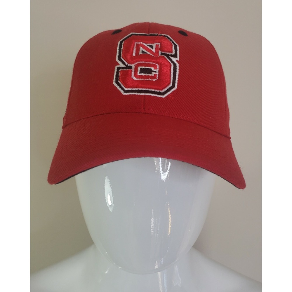 North Carolina State Wolfpack NCAA FBS ACC Adjustabl Top of the World Curve Bill